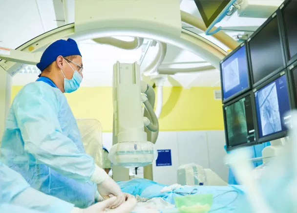 Radiologie interventionnelle : des interventions guidées par l’imagerie.